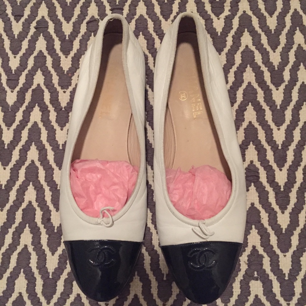 Chanel ballerina flats